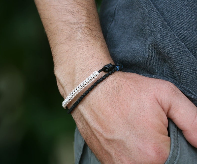 Simple adjsustable leather bracelet for men, brown, black, blue, leather wristlet, woven, sliding knot bracelet Black