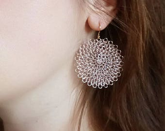 Rose gold circle wire crochet earrings, dangle earrings, minimal earrings