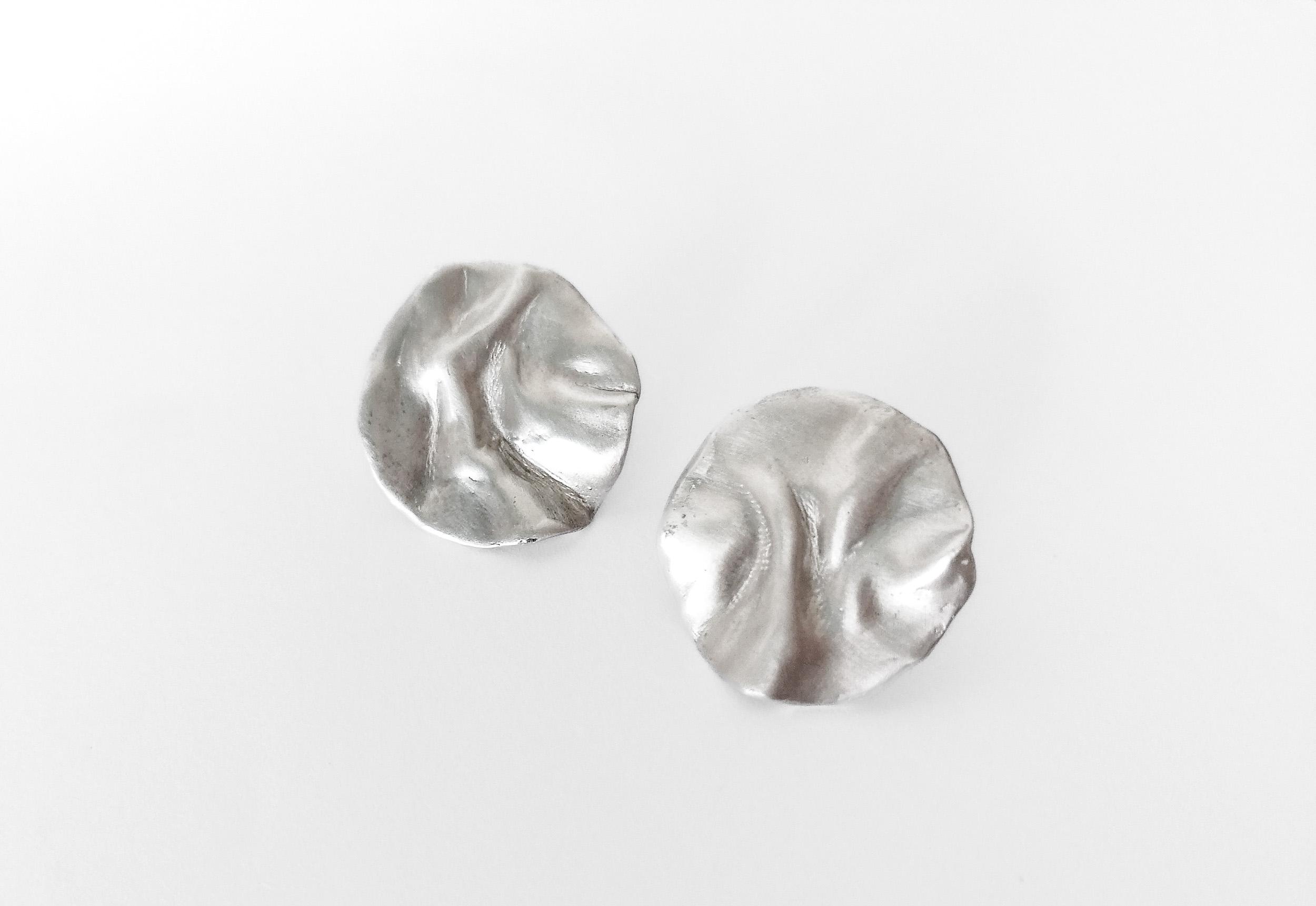 Pack de 9 boucles d'oreilles à clou assorties argent