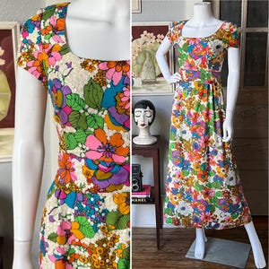 Vestido vintage de seda con lentejuelas y estampado floral de Gino Charles para Malcolm Star, años 60