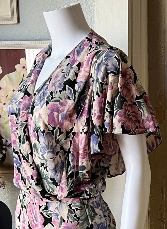 1980’s Vintage Barbara Barbara Rayon Floral Dress - image 6