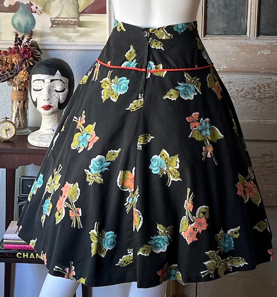 1950’s Vintage Floral/Rose Print Skirt - image 5