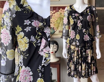 Vintage late 90’s/Y2K skirt and top set by Her Style