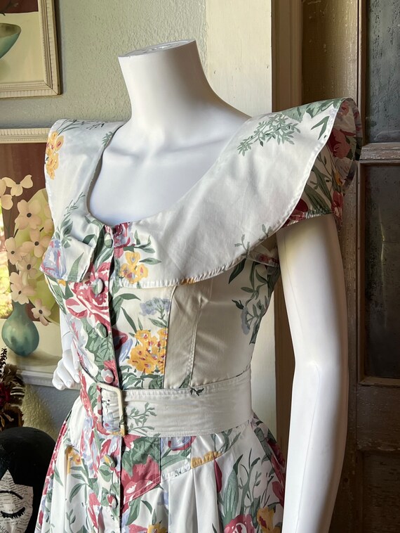 1980’s Vintage Floral Peplum Dress - image 5