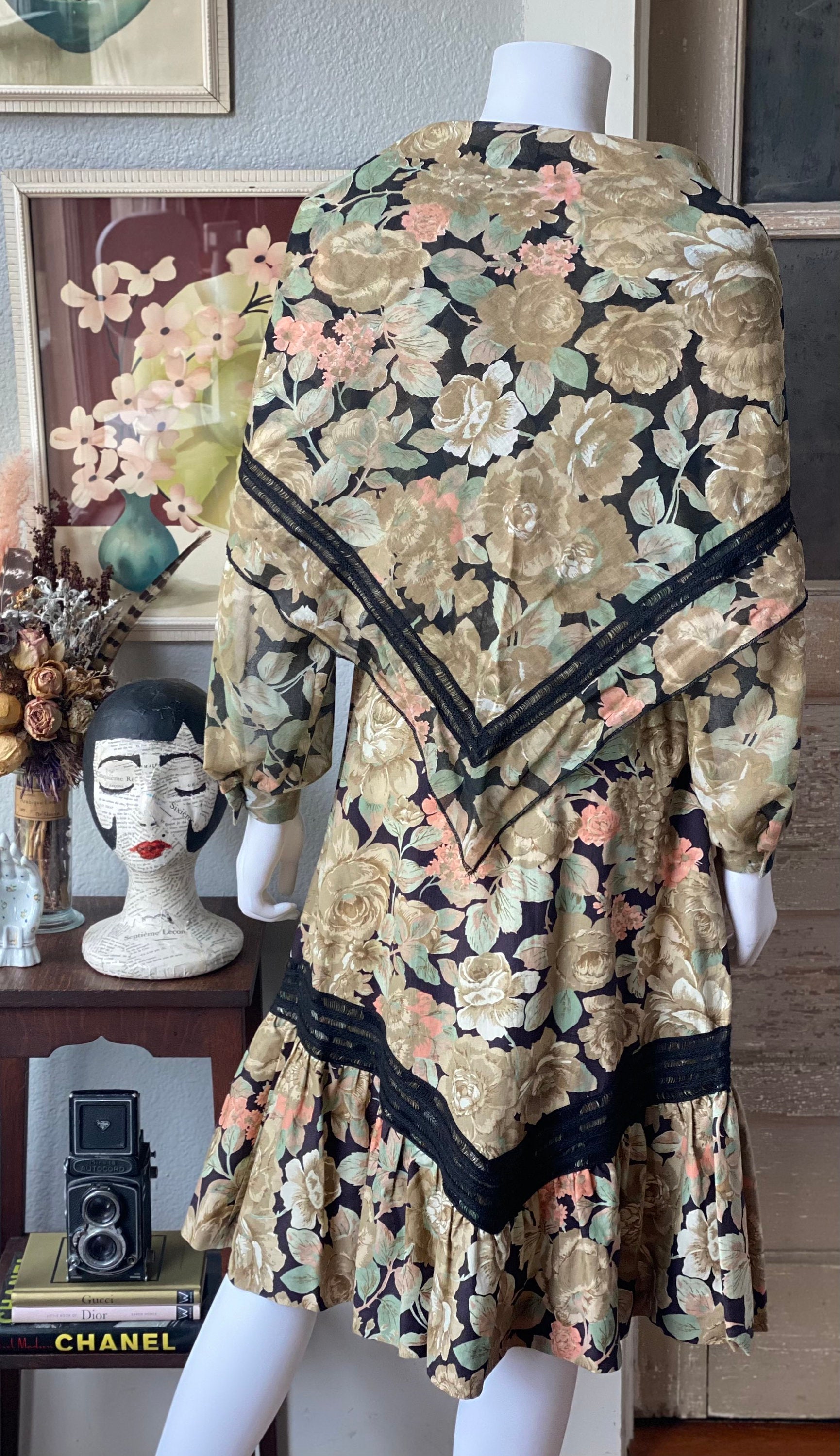 Vintage Floral Print Top + Skirt Set