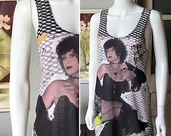 Koszulka z grafiką z kolekcji Betsey Johnson z lat 2000., rzadki wzór | Sukienka mini