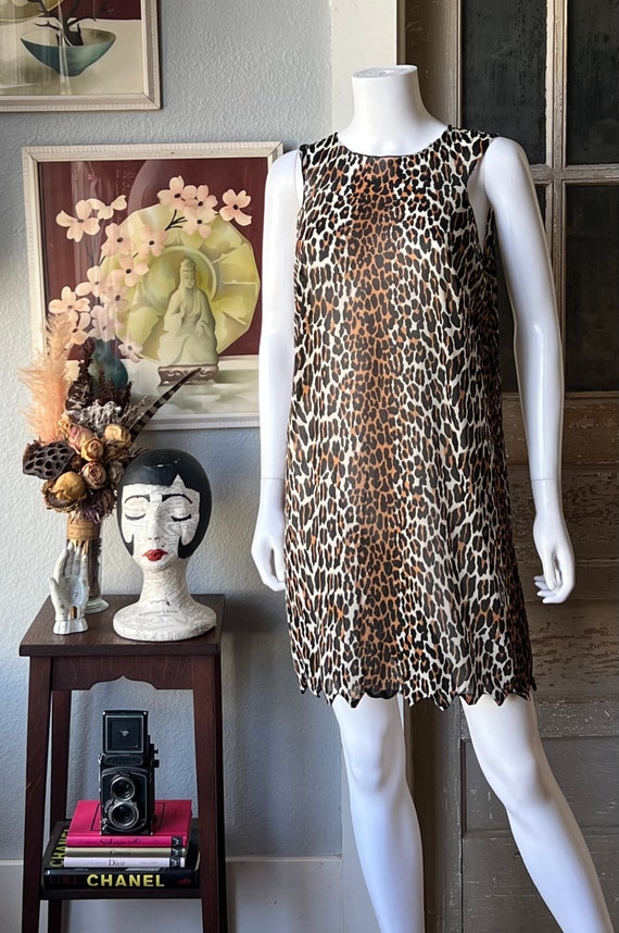 1960’s Vintage Vanity Fair Leopard Print Gown Wit… - image 2