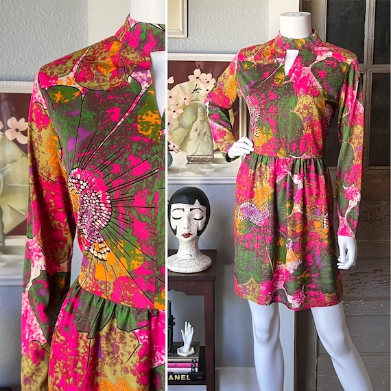 1960’s Vintage Psychedelic Floral Dress - image 1