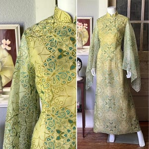 1970’s Vintage Alfred Shaheen Butterfly Print Angel Sleeve Dress