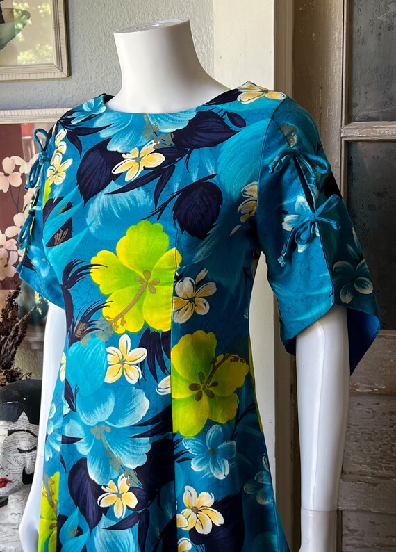 Chemise Vintage Sears Hawaii Années 60 – Orange, Motif Floral, Taille M-L