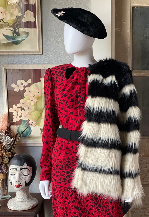 Vintage 1980’s Hanae Mori leopard print suit - image 9