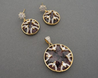 Black Brown Onyx Pendant, CZ pendant and Floral Stud Earrings, Cubic Zircon pendant Earrings, Boho Onyx Jewelry, Indian CZ Jewelry