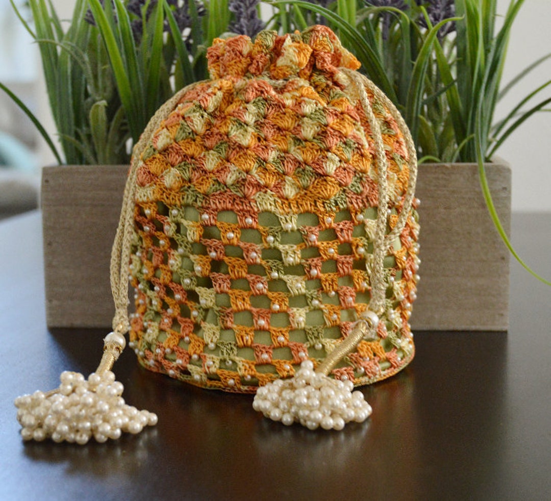 Crochet potli hotsell