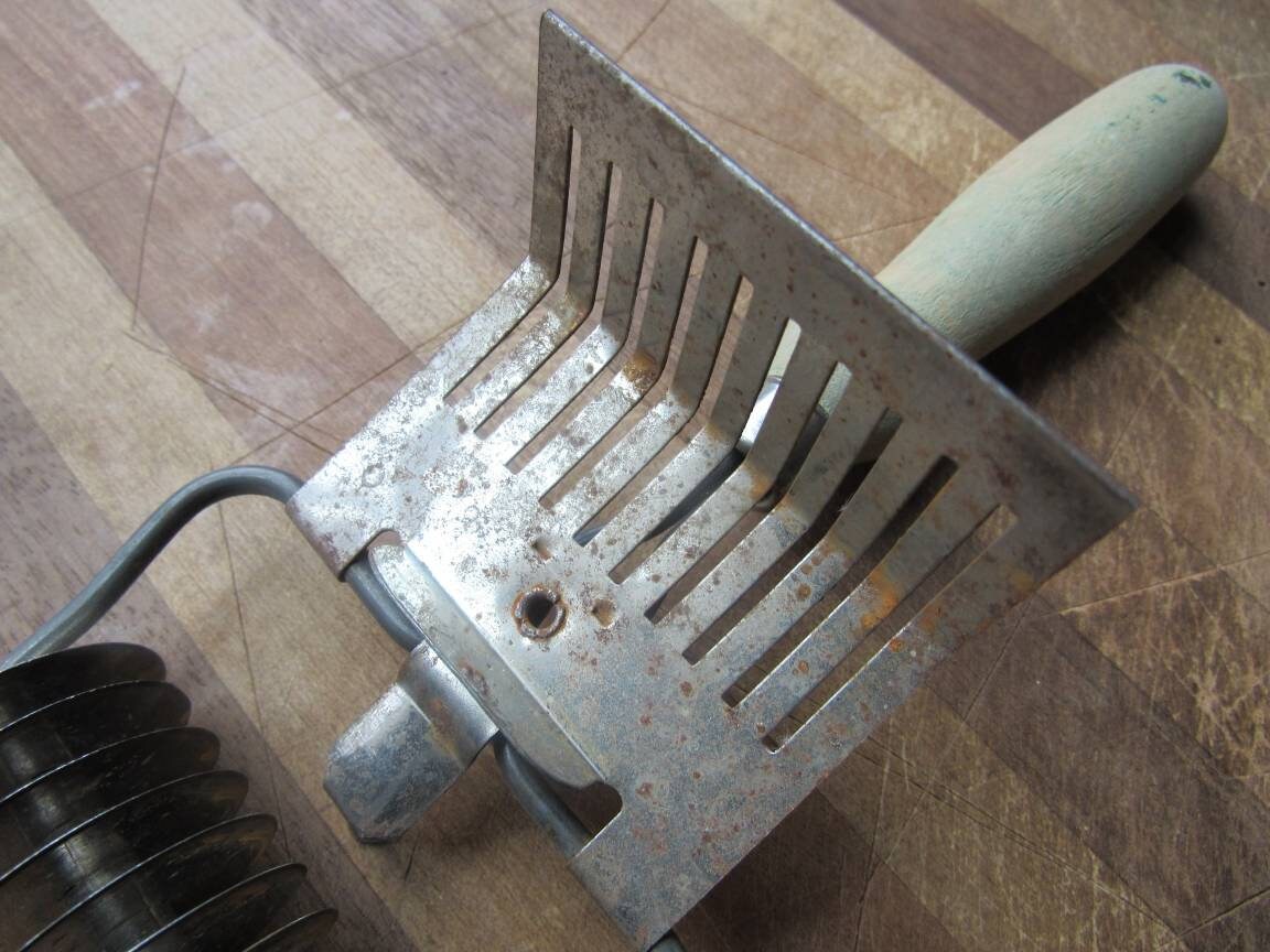 Vintage 1950s Pasta Pastry Cutter Etsy