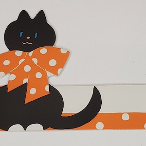 Vintage Halloween Place card. Jaunty Black Cat with a Giant Bow