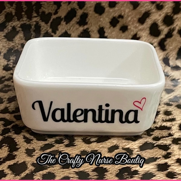Small personalized pet bowl, great for cats or small dogs (6 oz)