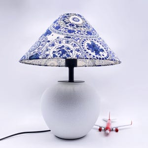 GDMES T034, Ceramic Nightstand lamp, Ceramic desk lamp, Bedside table lamp, Table lamp for living room,Decorative table lamp,Using worldwide