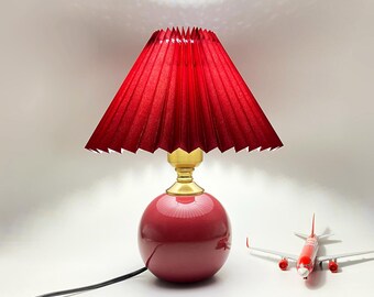 GDMES T060-7,Dark Red Ceramic Table Lamp with Red Fabric Lampshade,Perfect Table Lamp for Decoration,Size W10"XH13"