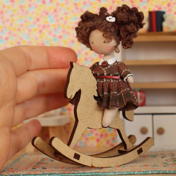 Cheval miniature à bascule accessoire pour la maison de poupée 1/12 ou 1/16, jeux de construction DIY pour Sylvanian bricolage cadeau enfant