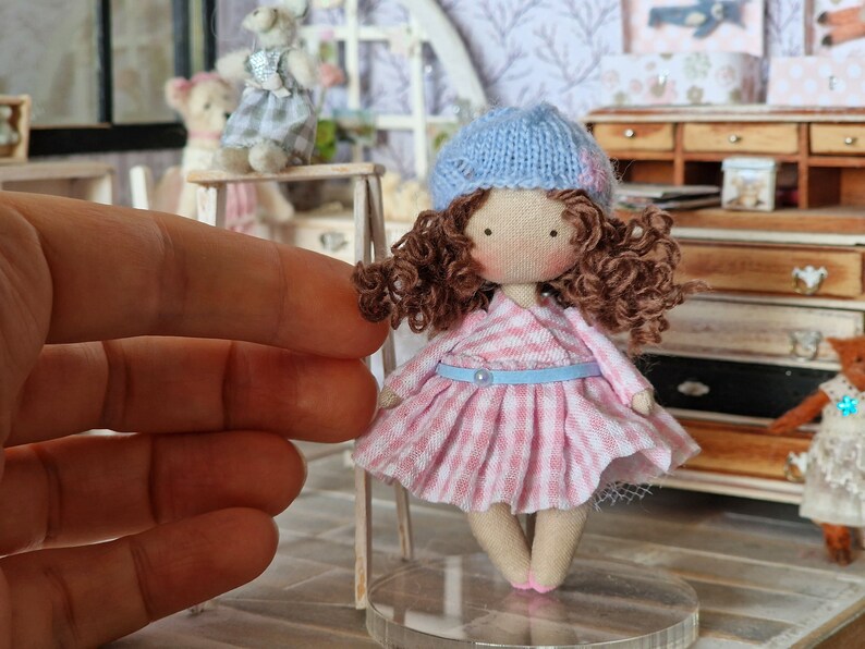 Miniature fabric doll, cloth custom doll, tiny textile personnalized doll gift for st Valentine for her, miniature rag doll image 5