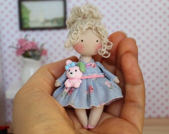 Miniature fabric doll, cloth custom doll, tiny textile personnalized doll gift for mom or grandma, easter miniature rag doll