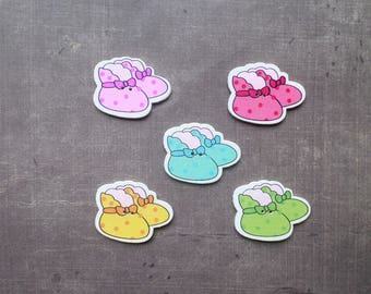 12 wooden buttons as slipper baby birth