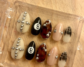 Rockstar GF- black and silver 8-Ball Nails