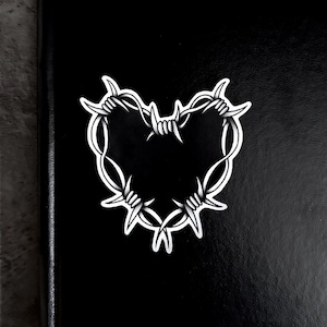 Prikkeldraad hart vinyl sticker, tattoo flash sticker, vinyl sticker, laptopsticker, waterdichte sticker, vinyl sticker, traditionele tattoo