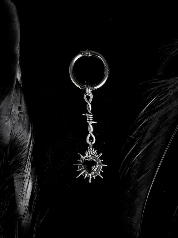 Barbed Wire Sacred Heart Keyring, Keychain, Bag Charm, Boot Charm,  Bag Accessory, Gothic Accessories, Handmade, Unisex Gifts, Black Heart