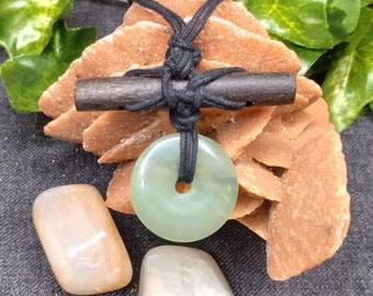 Colgante/talismán danés de roble de pantano y jade - Madera de 5000 años