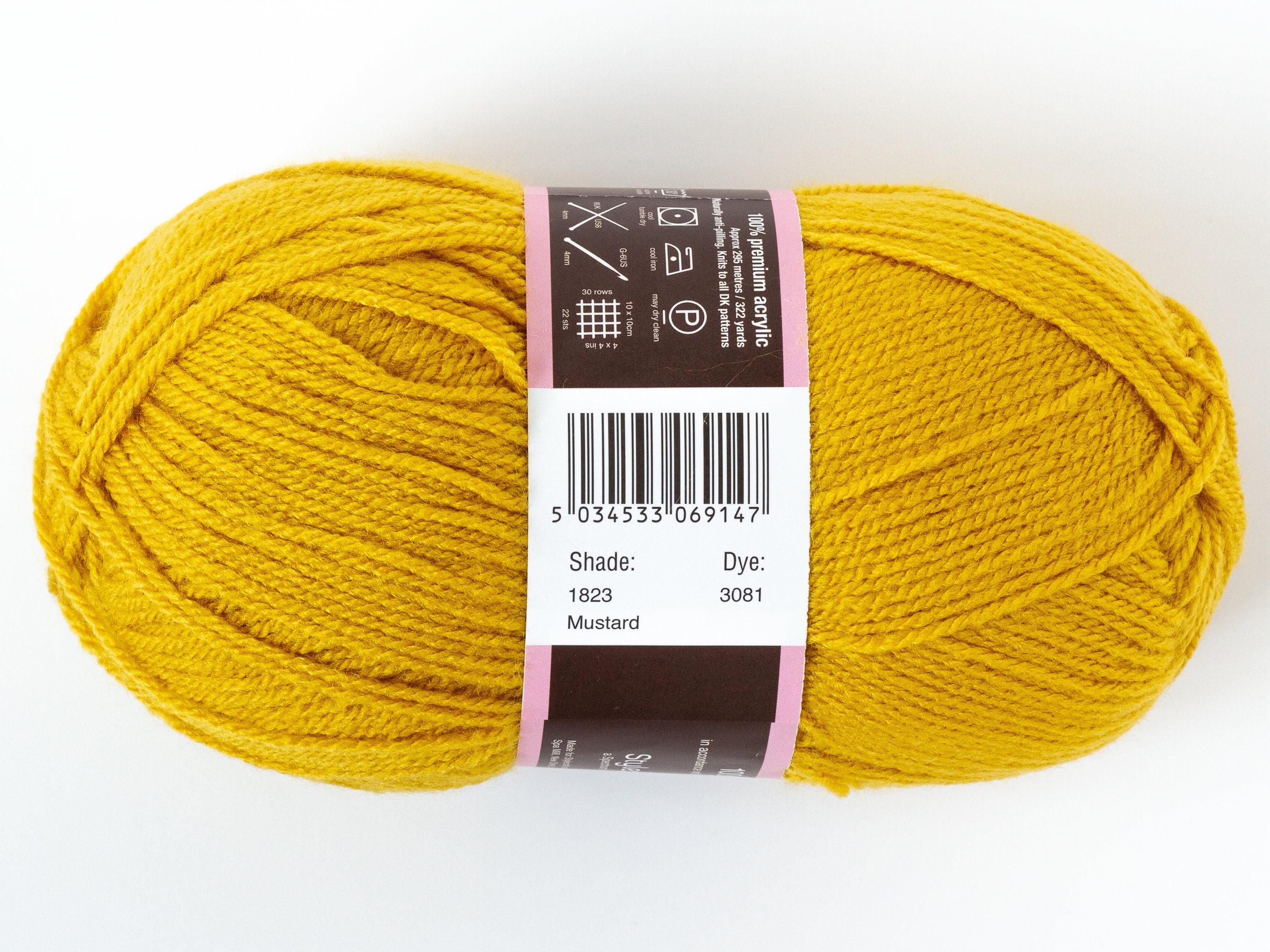 Mixed lot of knitting / crochet wool 100 balls yarn 100g clearance sale ALL  DK 