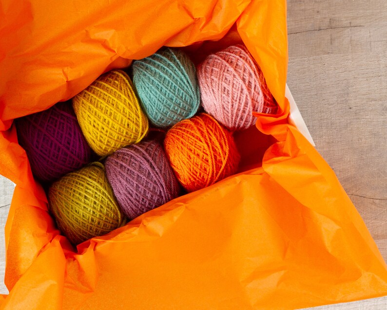 Pom Pom Making Yarn 50g Balls Weaving Yarn Yarn Bundle Yarn Pack Craft Acrylic Yarn Shades of Purple /'Purple Berries/' Pack 7 Colours