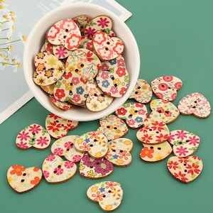 Pack of 100 Flora Design buttons, wooden buttons, sewing buttons,art design buttom accessory