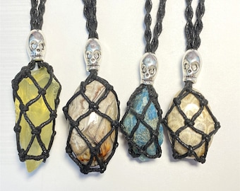 Different Size Skull Design Adjustable Necklace Cord Empty Stone Holder,Necklace for crystal Quartz Raw Stone Necklace Cord, adjustable cord