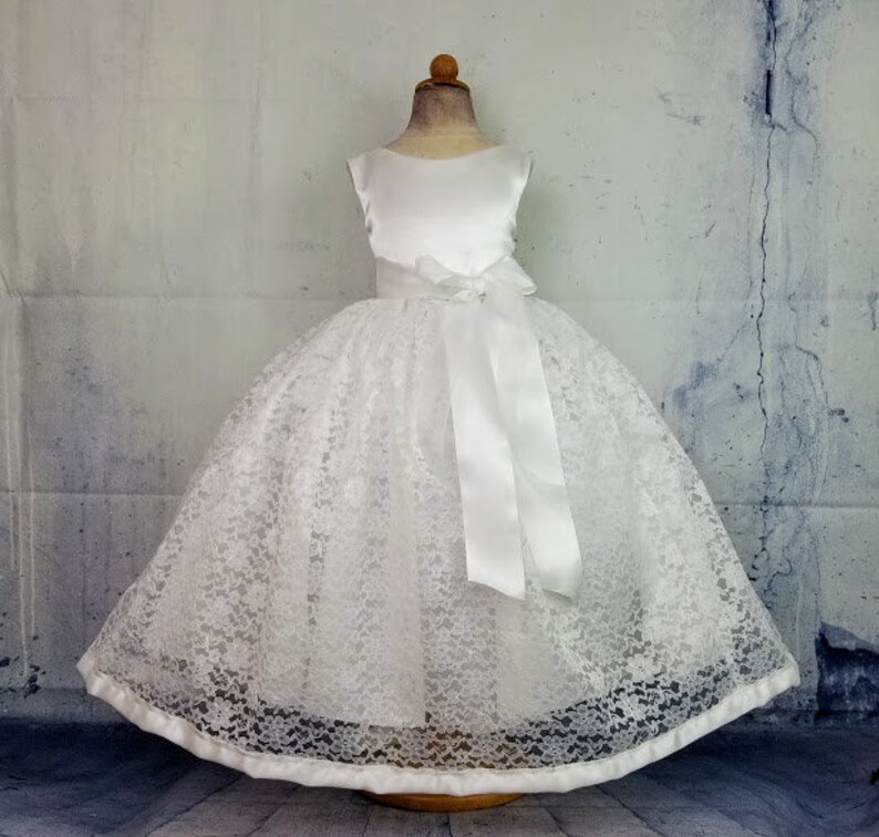 Newborn Infant Dress Girls Ivory Dress Ivory Baptism Dress for Baby Girl Toddler Flower Girl Dress Christening Dress Lace Flower Girl