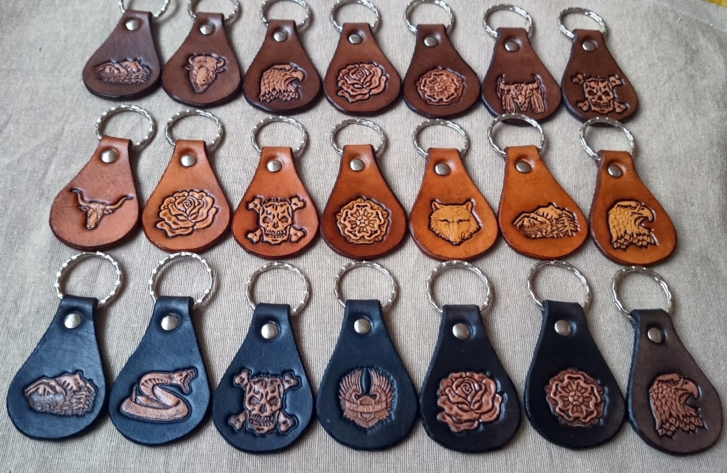 Unique Batik. leather flowers keychain