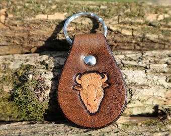 LEATHER KEYCHAIN - BISON // Indian // Party favor // Little gift //Leather key fob // Leather keyfob // Keychain // Keyfob // Keyring /