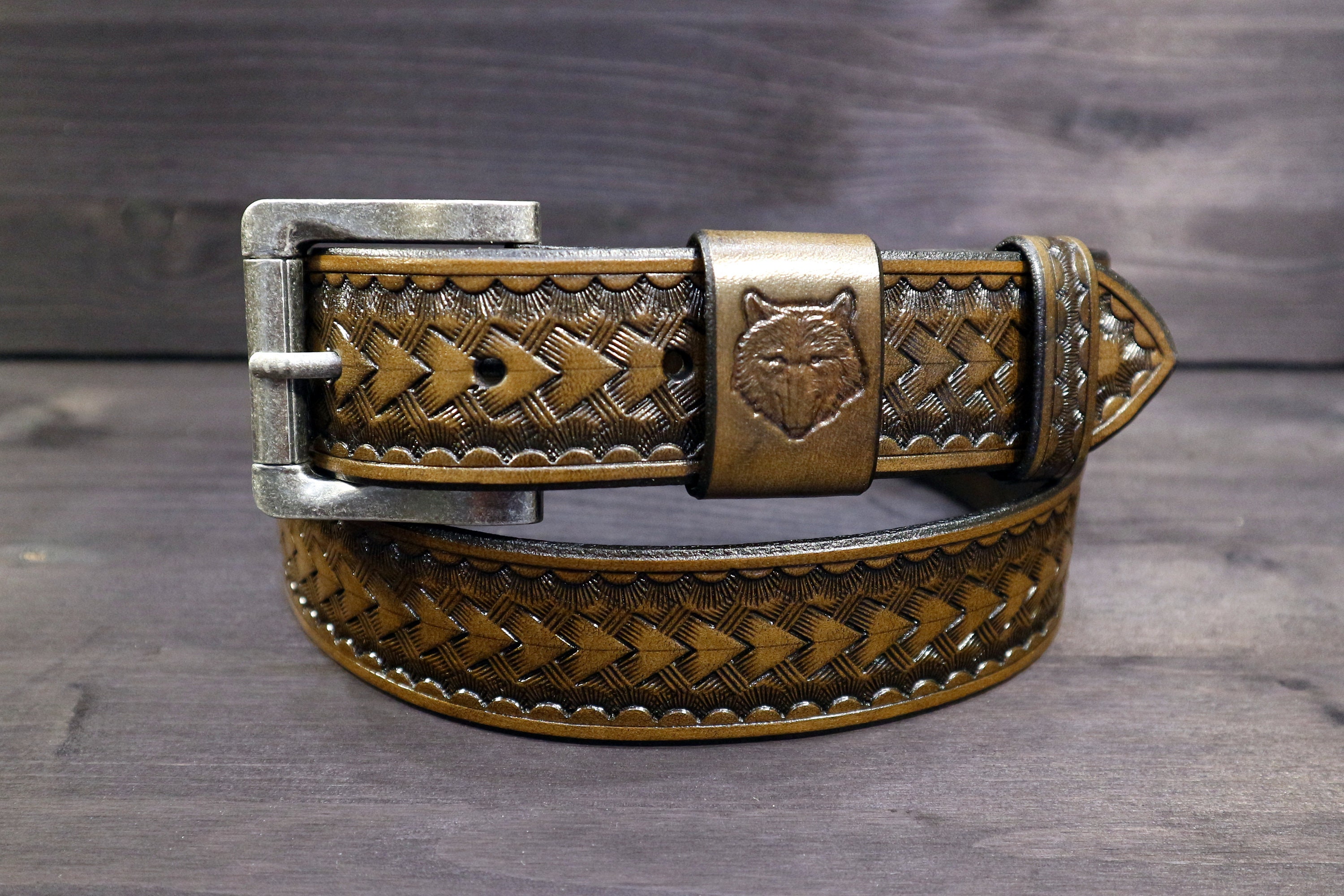 neef Ongelijkheid Snazzy Western style Leather Belt - The Wolf // Leather Belt // Mens Leather Belt  // Womens Leather Belt // Western // Country // basket stamping