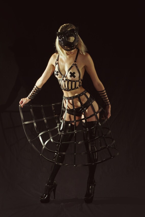 fetish clothing leather Shoes Gregory recommend Girls sucking cock pictures