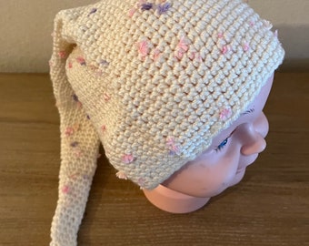 Bonnet de lutin crocheté pour bébé blanc avec sparkle rose et mauve