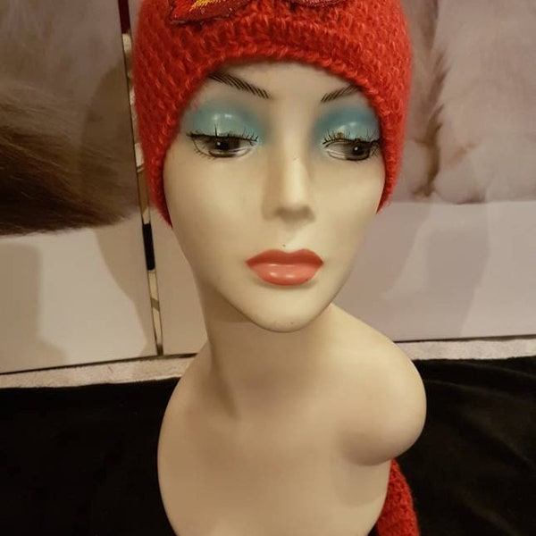 Poėtique bonnet de lutin, au coquelicot, forme meunier, corail