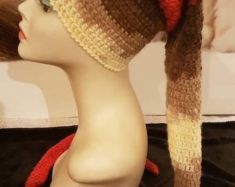 Charmant Bonnet de lutin aux jolies couleurs du rouge-gorge très longue pointe