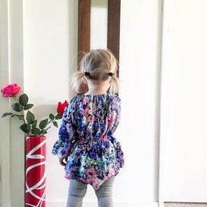 Adorable Blue Water Color Rompers for Girls, Spring outfit for girls, Baby Bodysuit, Long sleeve romper, Toddler Rompers, Newborn Rompers