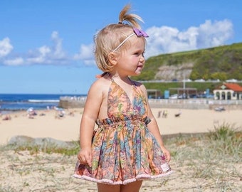 Adorable Hawaiian Dress for Girls, Baby Luau Outfits, 1st Birthday Outfits, Summer Baby Clothes, Tropical Summer toddler Dress, Infant Dress