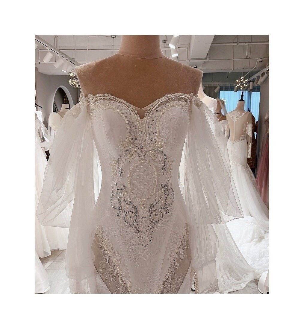 Vintage Lace Wedding Dress