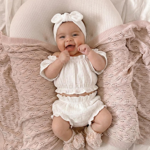 Muslin Baby Girl Clothes Set, Baby Top and Bummies Outfit, Soft Cotton Baby Girl Set, Boho Baby Clothes, Toddler Summer Outfit