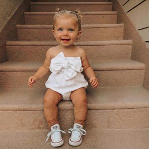 White Baby Girl Romper | Big Bow Baby Outfit | White Bubble Romper | Baby Girl Birthday Outfit | Summer Outfit | First Birthday Romper