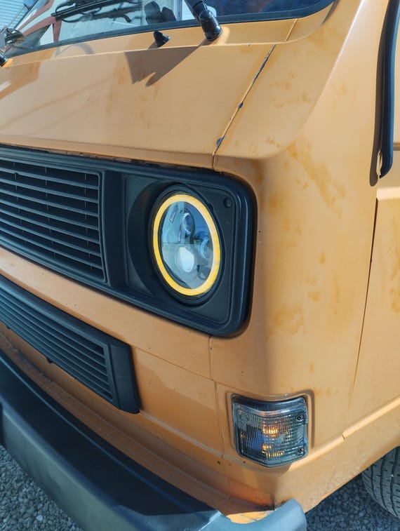 thumbnail image 2 of CEP Euro Headlight Grill For VW T25 T3 Vanagon Transporter – Direct Replacement 2 of 4