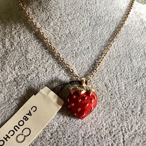 Vintage strawberry steel chain necklace from the 90s from Cabouchon