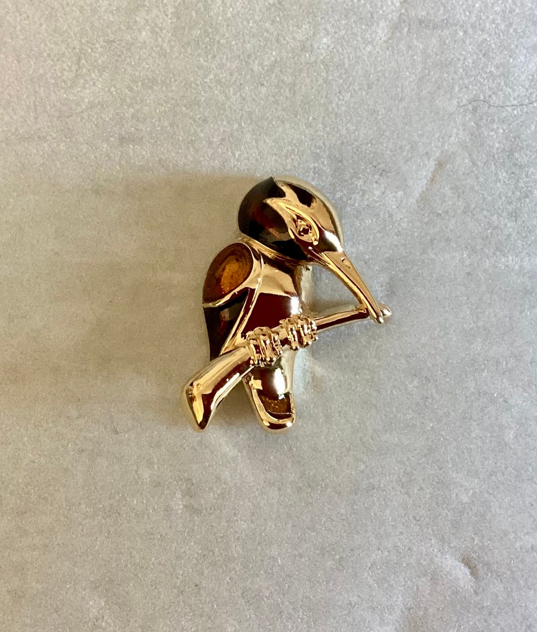 Pin's Vintage Années 60 – Prix Du Mérite De Pêche Authentique – Dos Métal